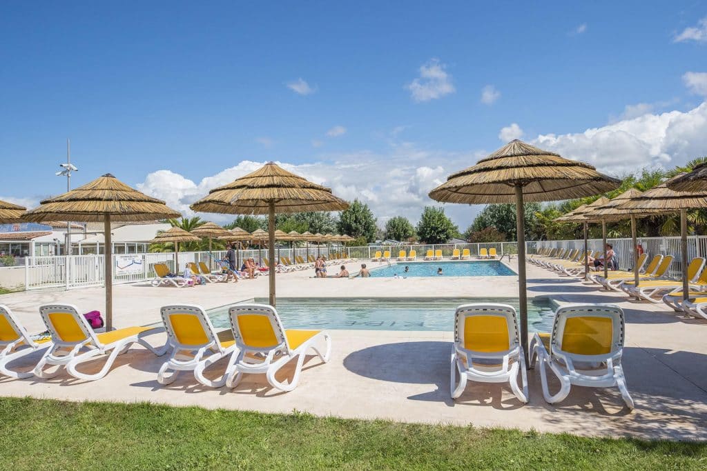 Piscine du camping Soleil Levant à Meschers près de Royan